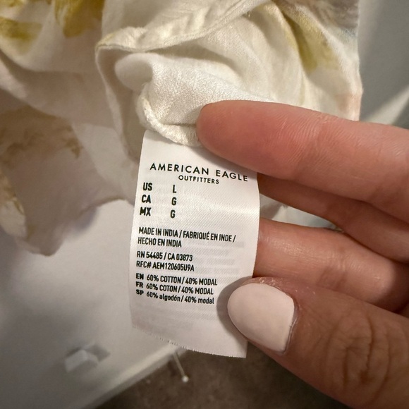 American Eagle Outfitters Pastel Floral Shirt - Picture 4 of 5